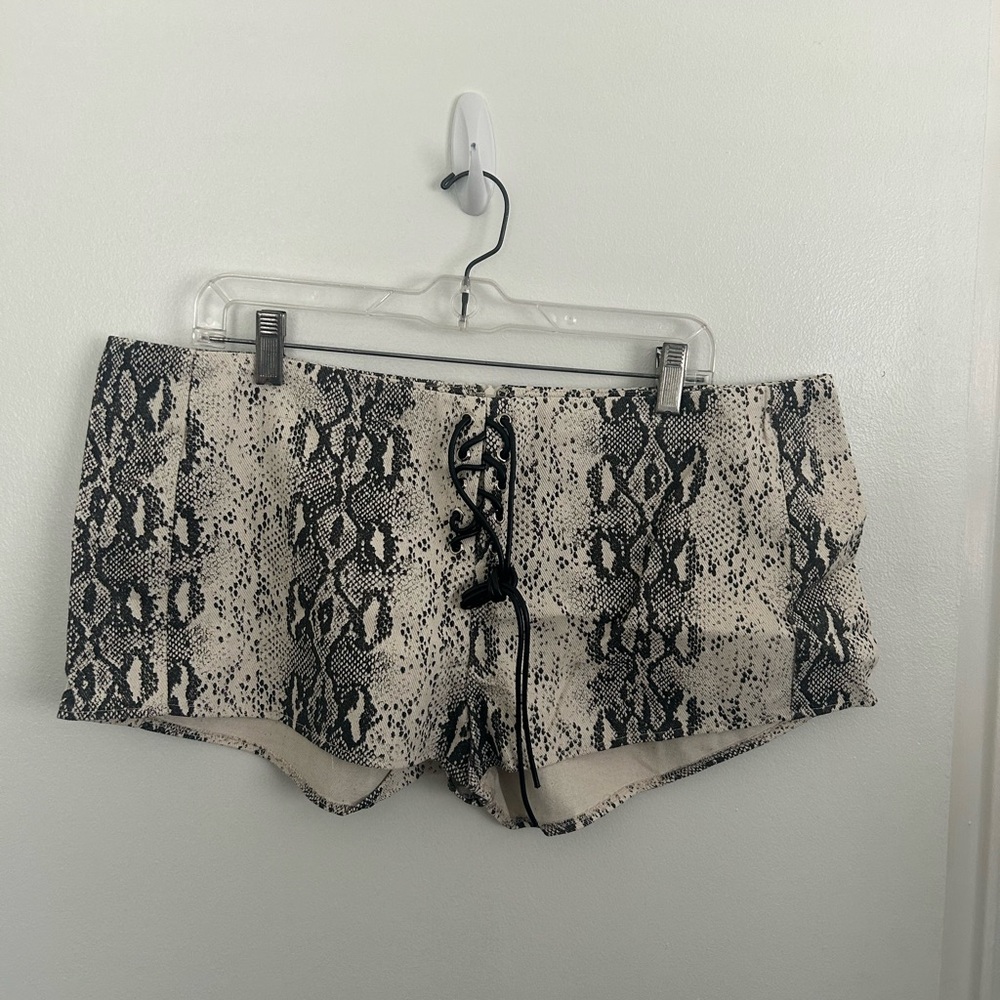 NWOT Fashion Nova Snake Print Micro Shorts